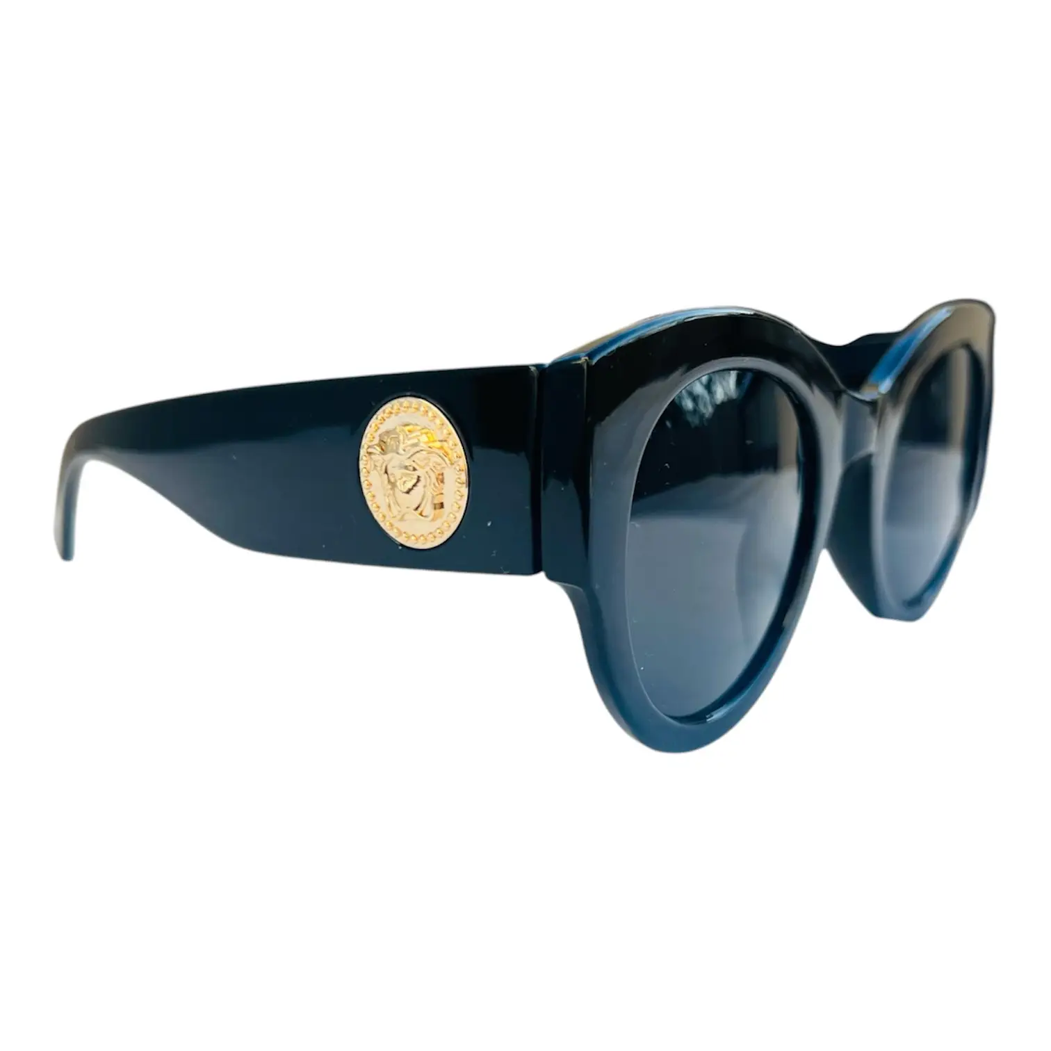 Classic Glamour Tribute Sunglasses – Bold Black Frame & Side Gold Medallion - Image 2